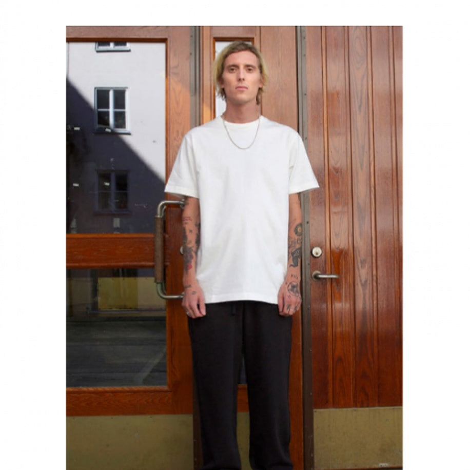 THE HEAVY T-SHIRT